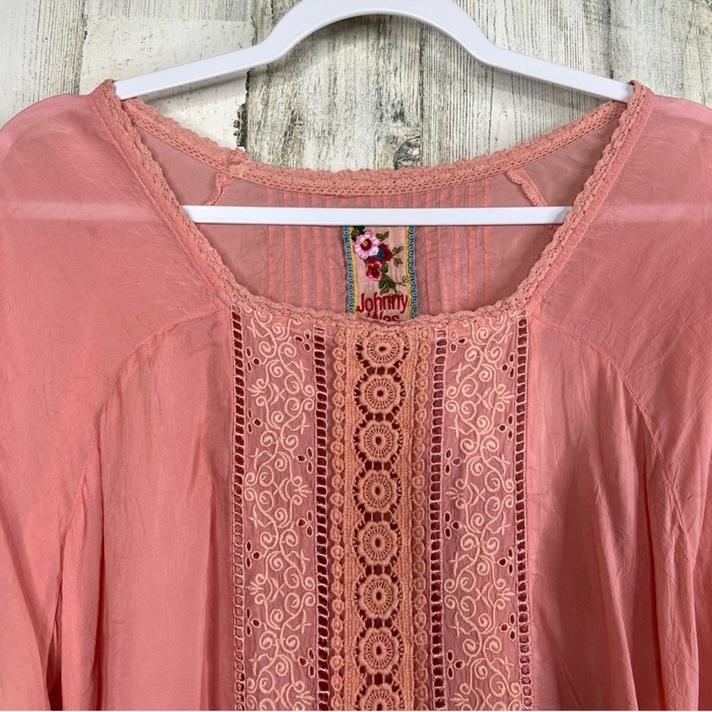 RARE Johnny Was Pink Bell Sleeve Tunic w Asymmetrical Ruffles Size 1X
Blouse Top - Picture 5 of 11